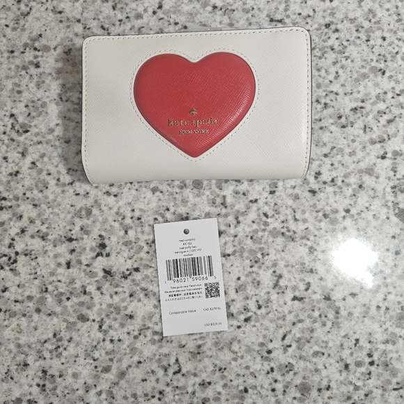Kate spade Madison Puffy Heart Medium Bifold Wallet - Picture 3 of 8